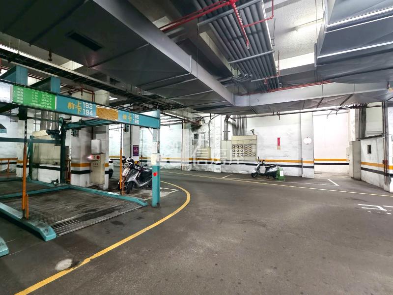 文心百利新整理三房車位捷運宅房屋室內格局與周邊環境