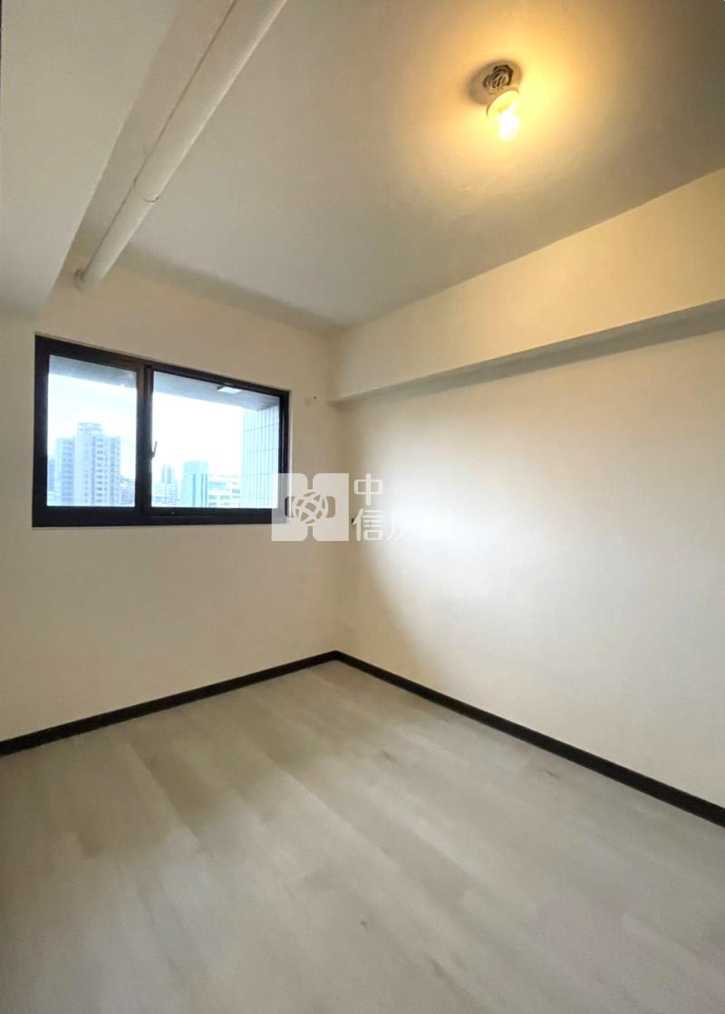 【神馬】桃園站前【合雄新站】雙鐵窗景採光兩房車房屋室內格局與周邊環境