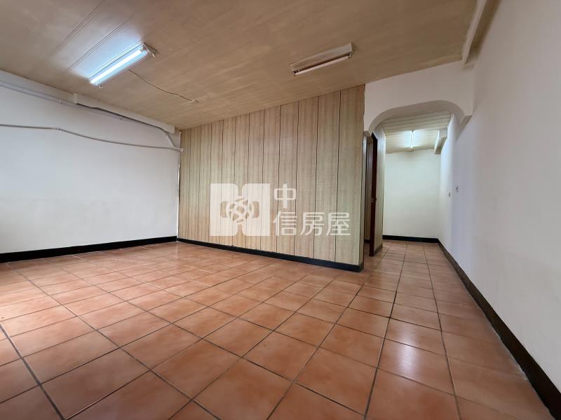中壢華勛商圈1-4樓透店房屋室內格局與周邊環境