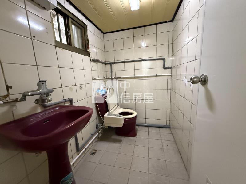 中壢華勛商圈1-4樓透店房屋室內格局與周邊環境