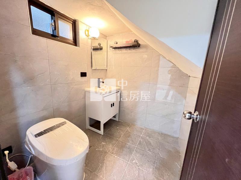 東安國中整新透天房屋室內格局與周邊環境