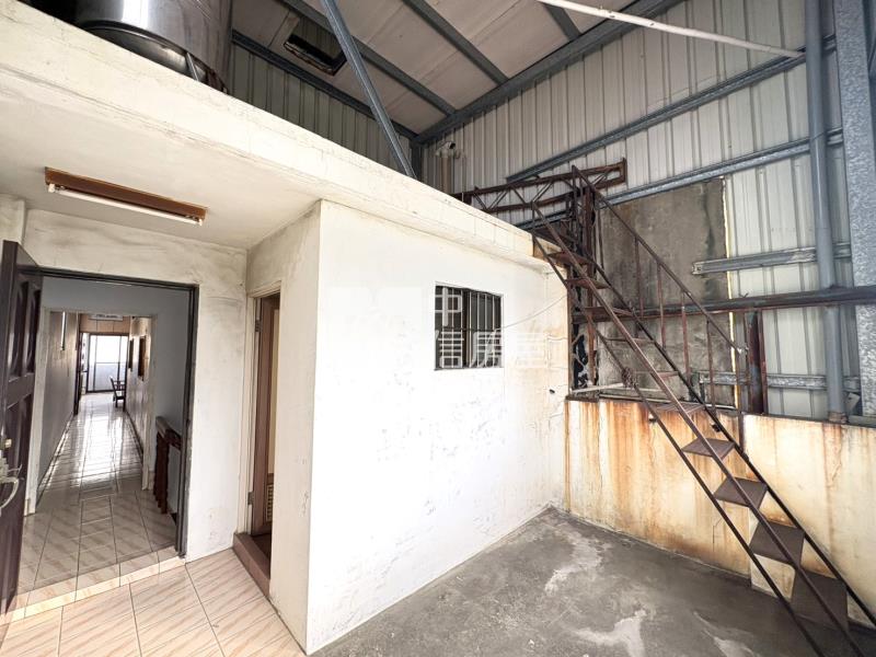 興大附農旁10米路透天房屋室內格局與周邊環境