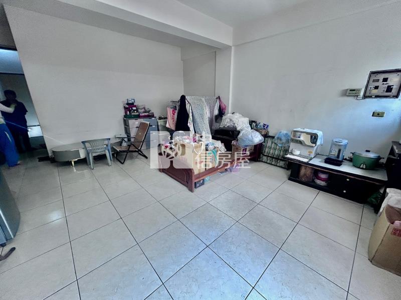 內埔年貨大街店住房屋室內格局與周邊環境