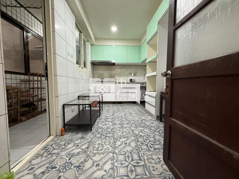 未來平鎮車站正旁大四房+車位房屋室內格局與周邊環境