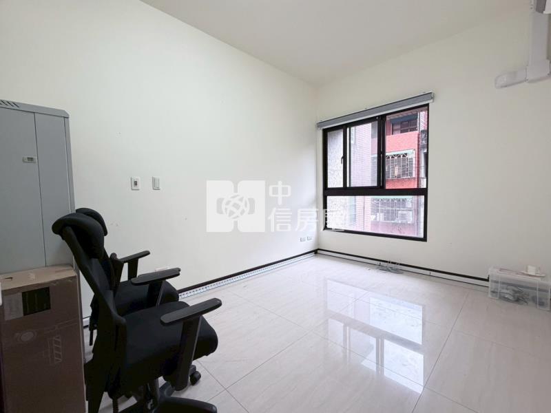 光明無限2房車房屋室內格局與周邊環境