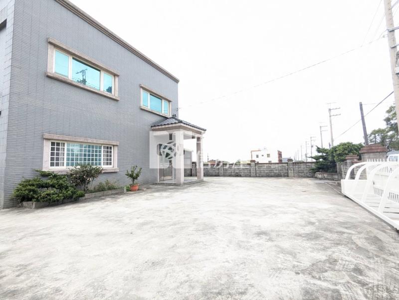 近青埔高鐵大面寬大地坪農舍房屋室內格局與周邊環境