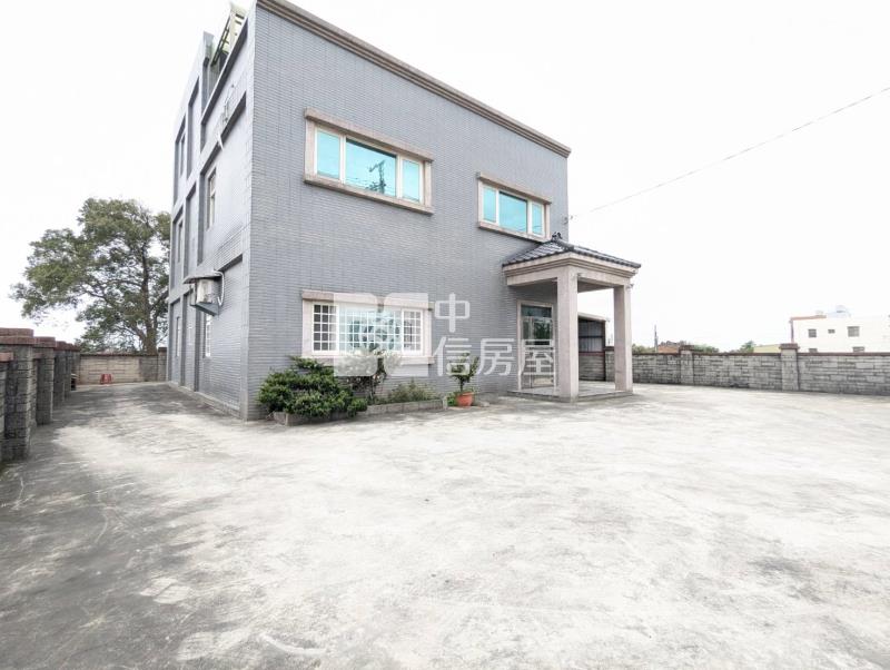 近青埔高鐵大面寬大地坪農舍房屋室內格局與周邊環境