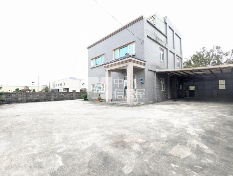 近青埔高鐵大面寬大地坪農舍房屋室內格局與周邊環境