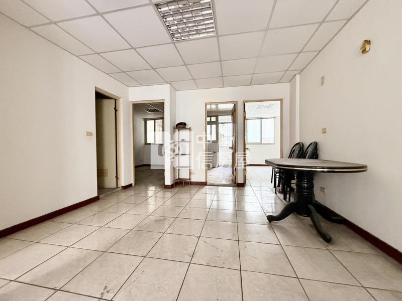 一中LaLaport百貨圈三房美寓房屋室內格局與周邊環境