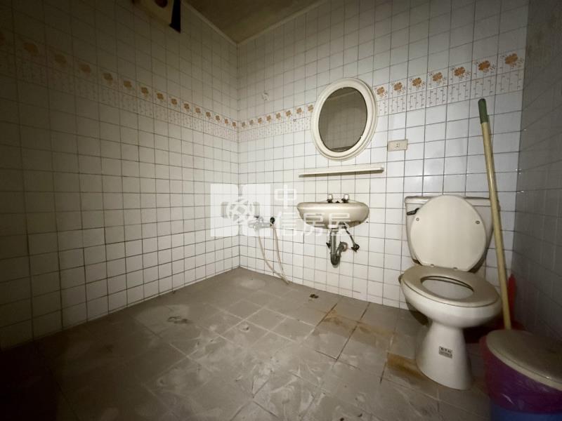 一中LaLaport百貨圈三房美寓房屋室內格局與周邊環境