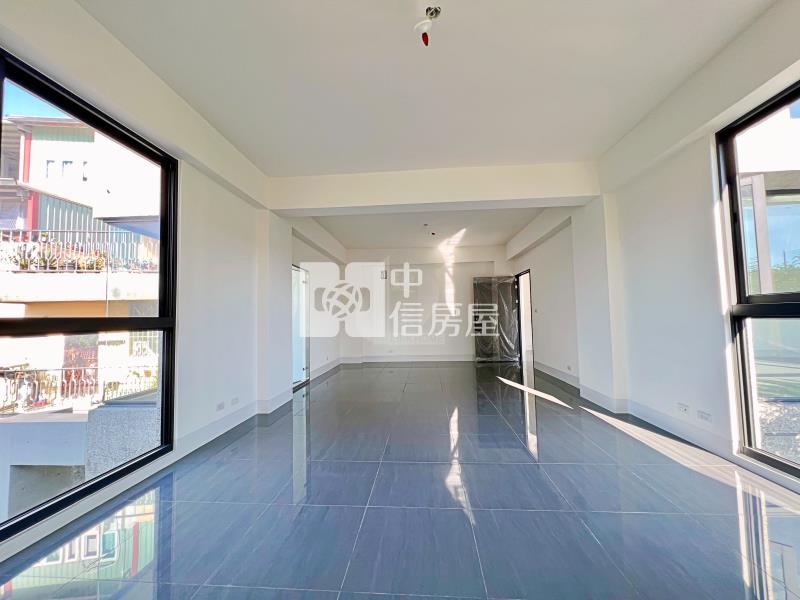 屏東房屋-麟洛全新電梯忘年之墅房屋室內格局與周邊環境