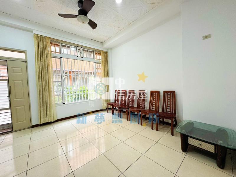 【新夢想】鵬程萬里社區型車庫透天房屋室內格局與周邊環境