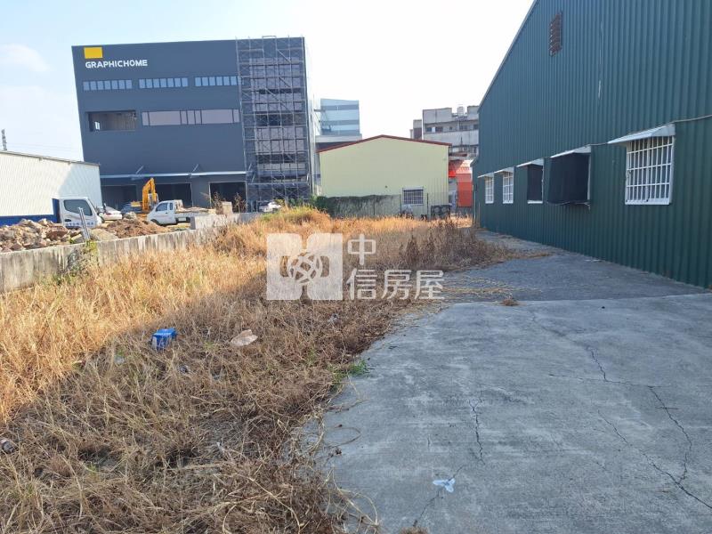 仁德太子路正路面漂亮農地+合法倉庫房屋室內格局與周邊環境