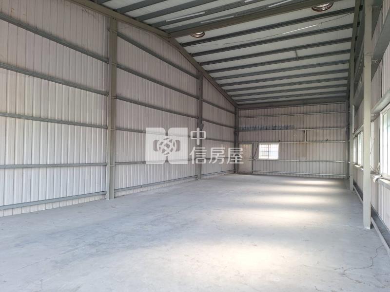 仁德太子路正路面漂亮農地+合法倉庫房屋室內格局與周邊環境