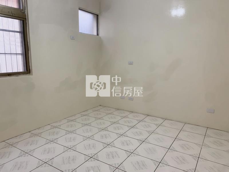 梅園透天房屋室內格局與周邊環境