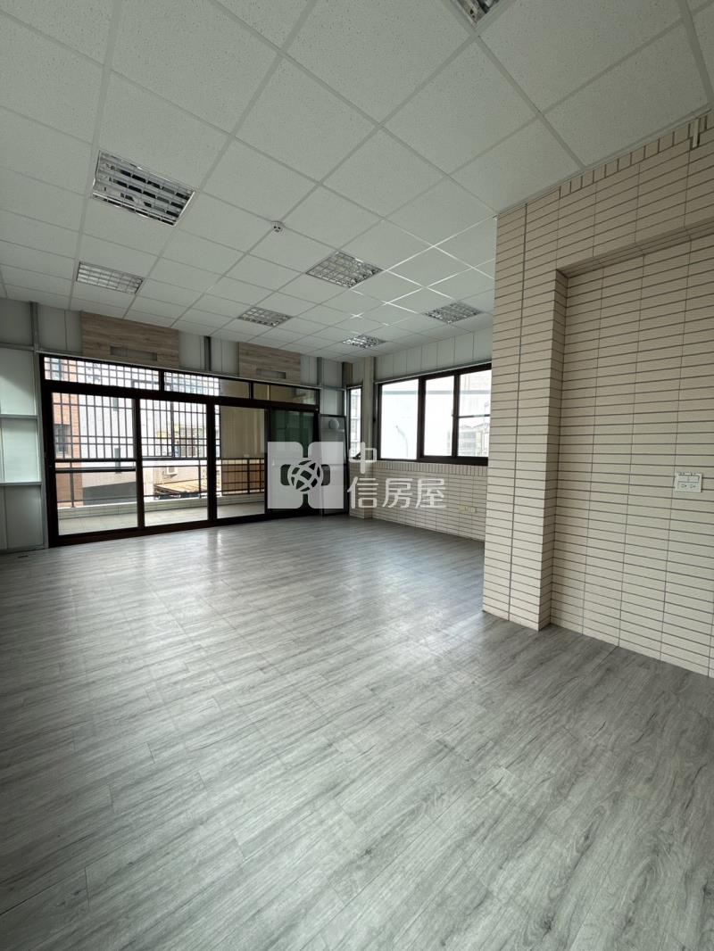 興嘉首席三角窗黃金店住房屋室內格局與周邊環境