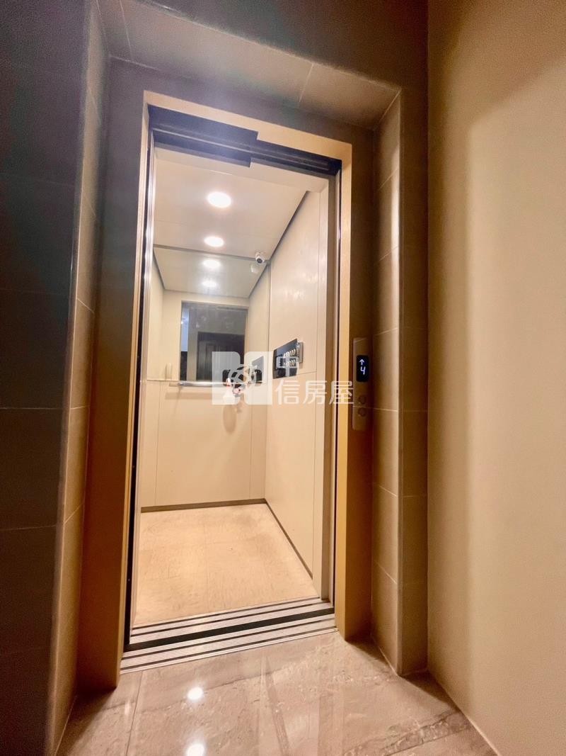 興嘉首席三角窗黃金店住房屋室內格局與周邊環境