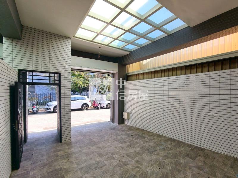 太平宜欣國小全新邊間電梯別墅房屋室內格局與周邊環境