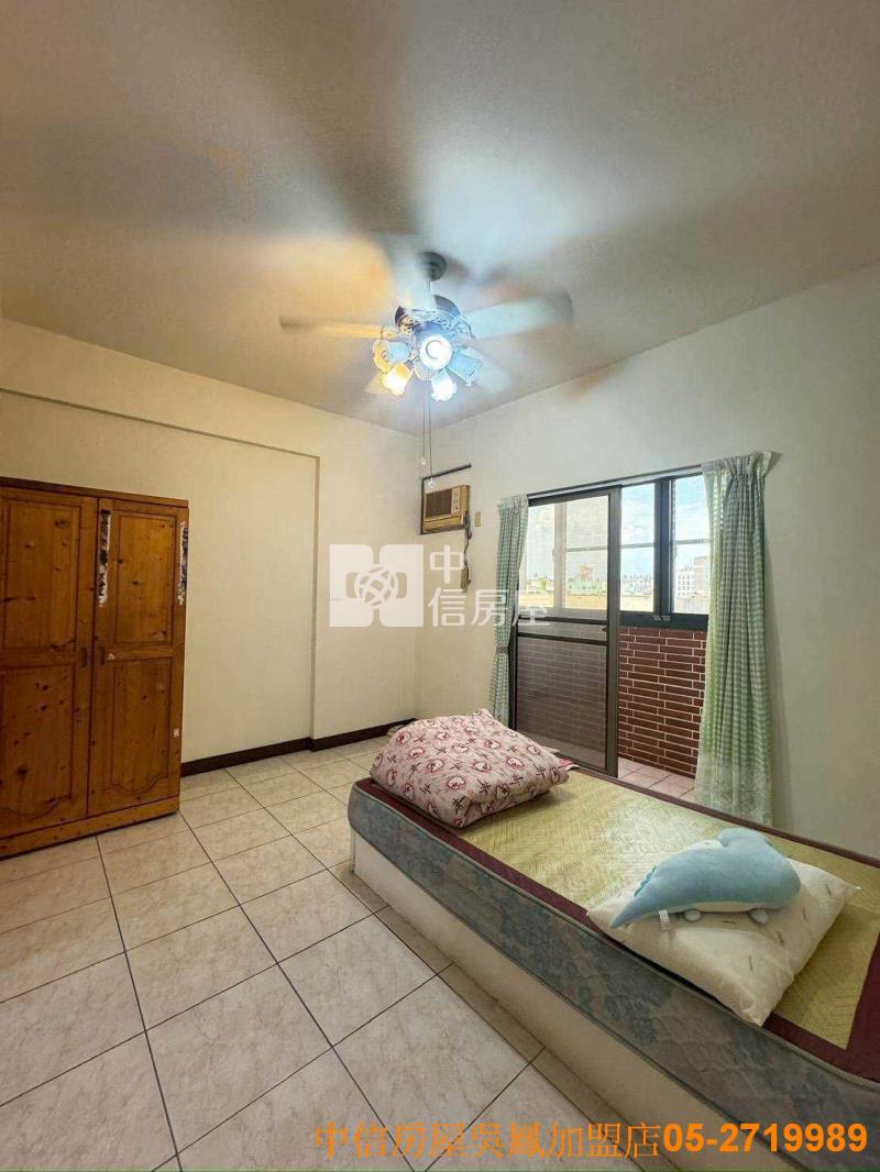 垂楊國小車庫美別墅房屋室內格局與周邊環境