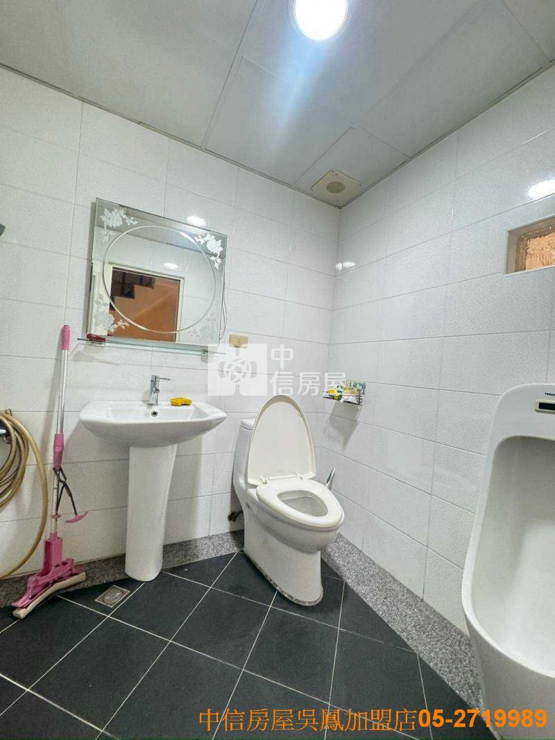 垂楊國小車庫美別墅房屋室內格局與周邊環境