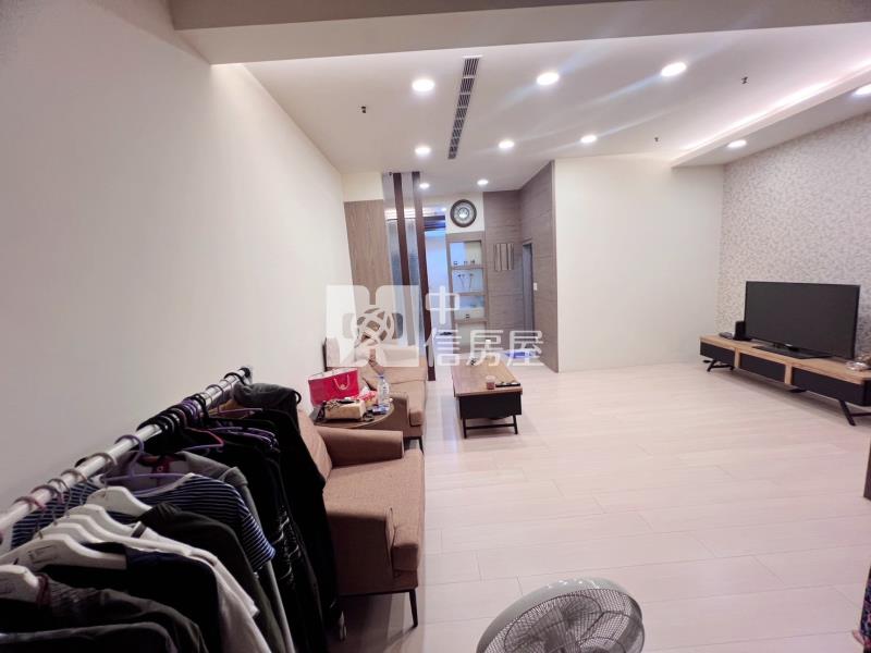 桃園武陵高中大套房+平面車位房屋室內格局與周邊環境