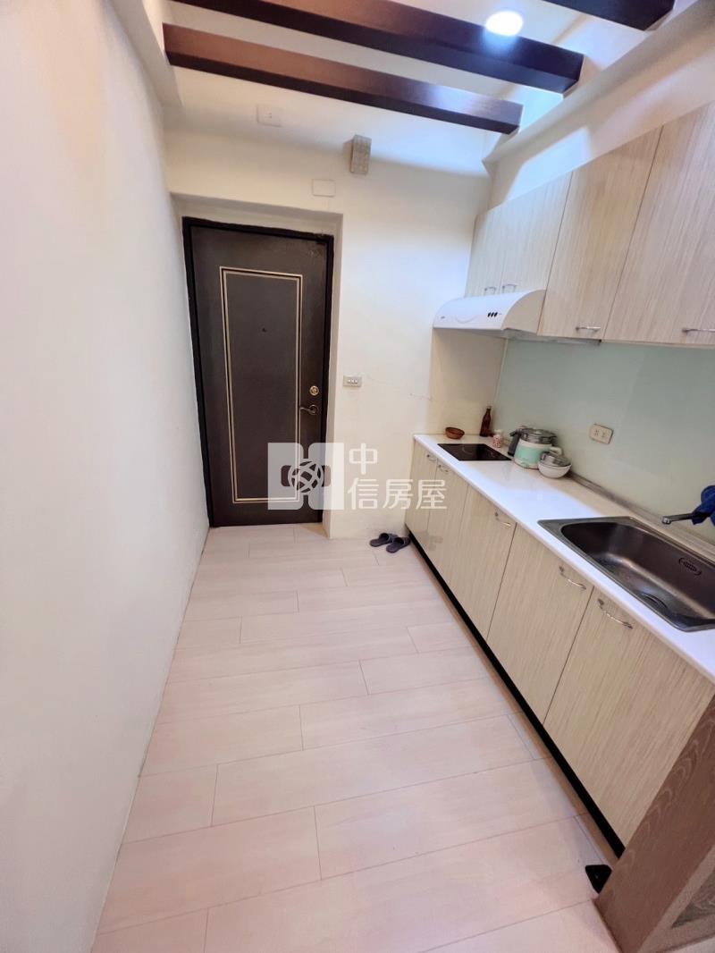 桃園武陵高中大套房+平面車位房屋室內格局與周邊環境