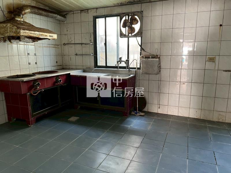 頭份興三街大面寬透天房屋室內格局與周邊環境