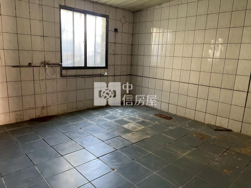 頭份興三街大面寬透天房屋室內格局與周邊環境