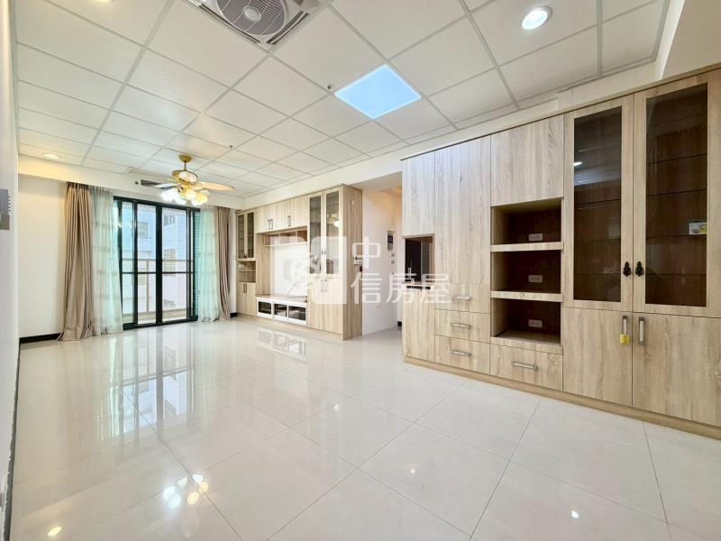 文華硯高樓層大三房平車房屋室內格局與周邊環境