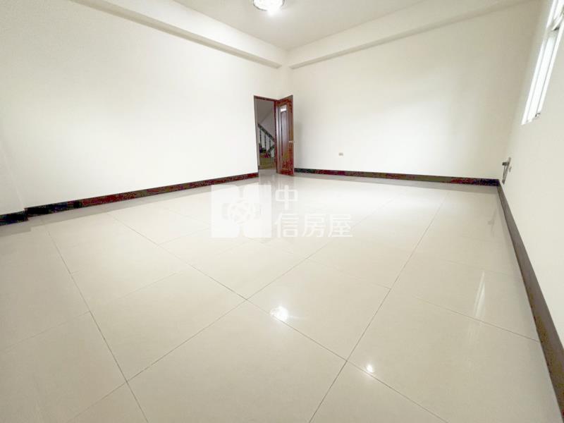 青埔高鐵10米路農舍房屋室內格局與周邊環境