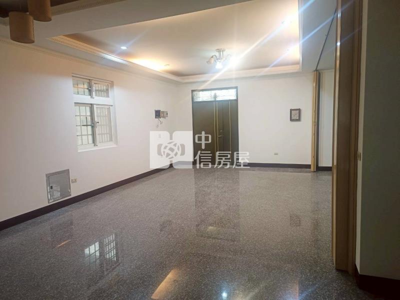 大園臨10米路方正農舍另加756坪農地房屋室內格局與周邊環境