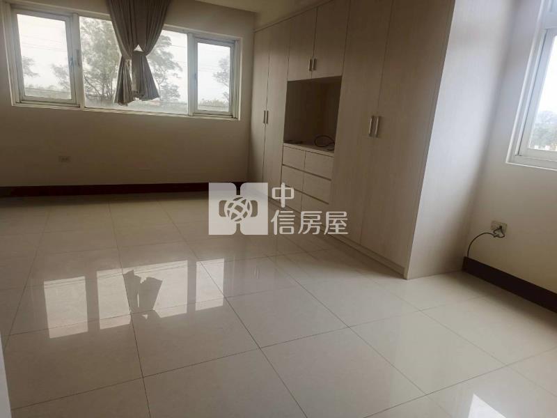 大園臨10米路方正農舍另加756坪農地房屋室內格局與周邊環境