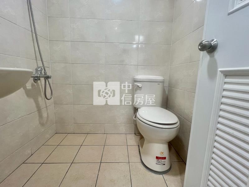 台中公園低總價兩房房屋室內格局與周邊環境