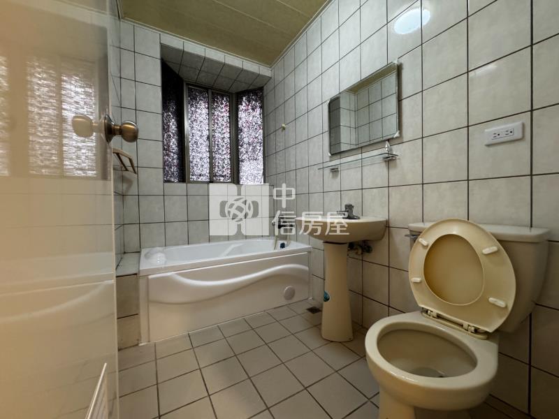 楊梅四房便宜透天+平面車位房屋室內格局與周邊環境