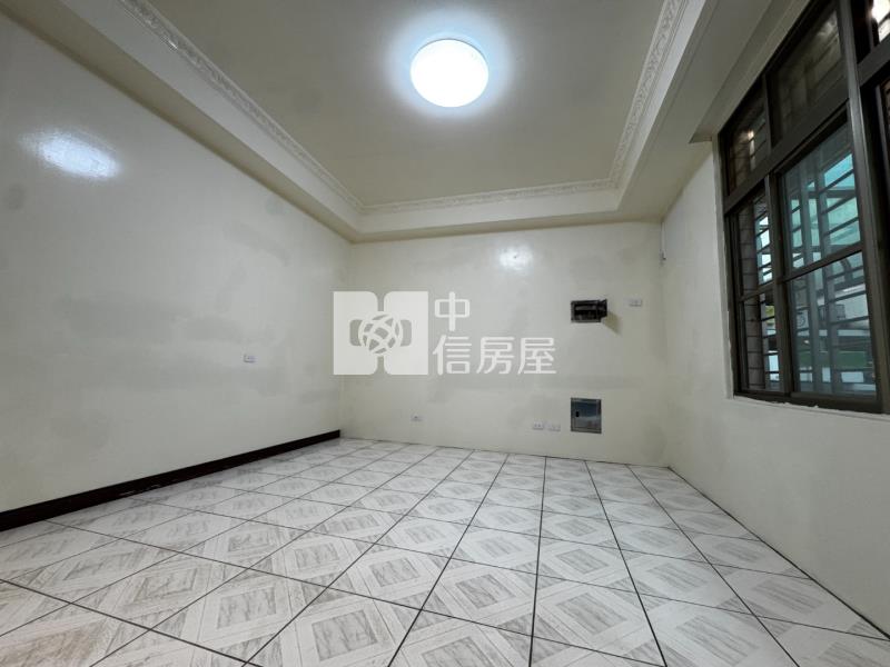 楊梅四房便宜透天+平面車位房屋室內格局與周邊環境