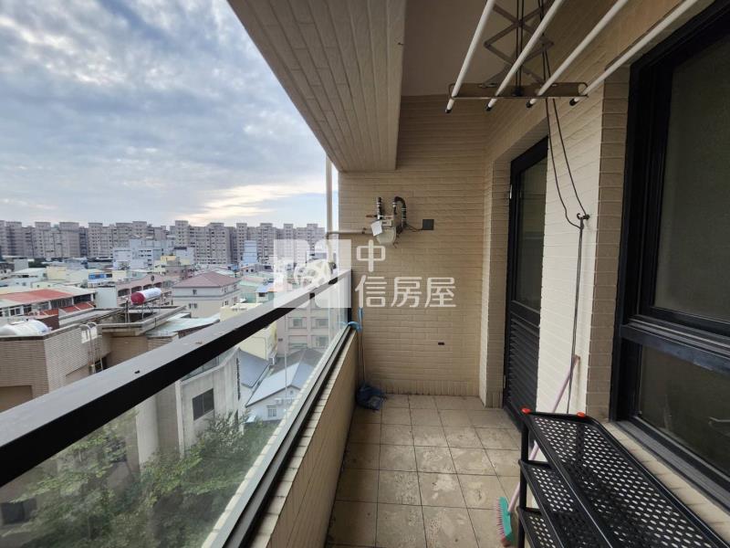 (寓上里安)低於行情~寓上里安三房+雙車美廈房屋室內格局與周邊環境