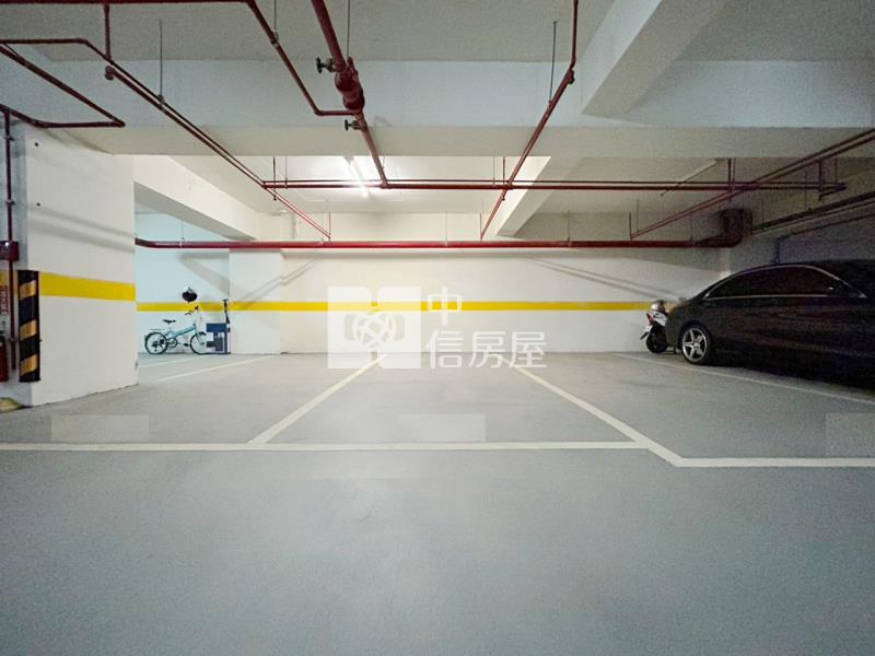 高鐵特區景觀戶平車房屋室內格局與周邊環境