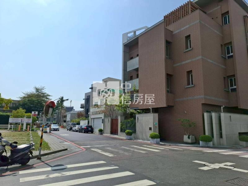 近西湖公園朝南優質建地房屋室內格局與周邊環境