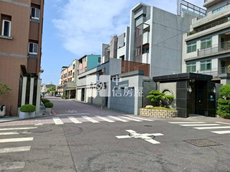 近西湖公園朝南優質建地房屋室內格局與周邊環境