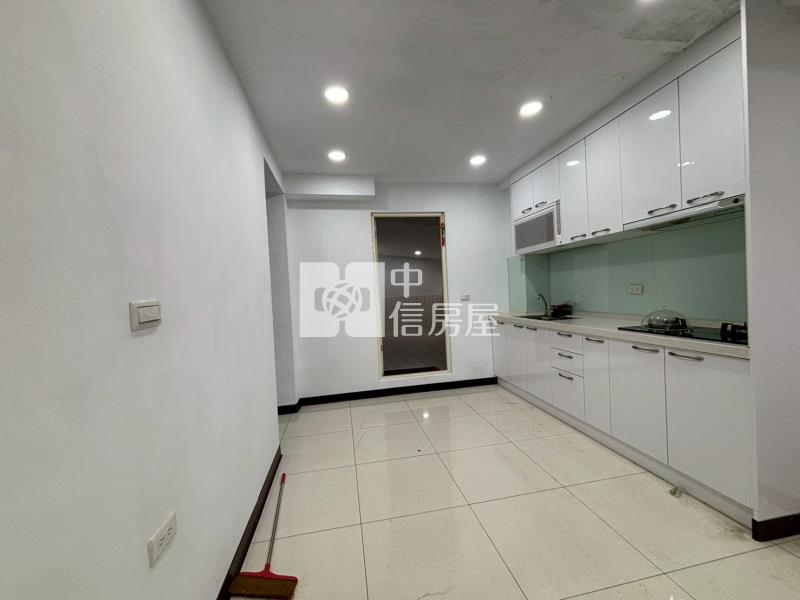 近華勛整新採光美大三房房屋室內格局與周邊環境