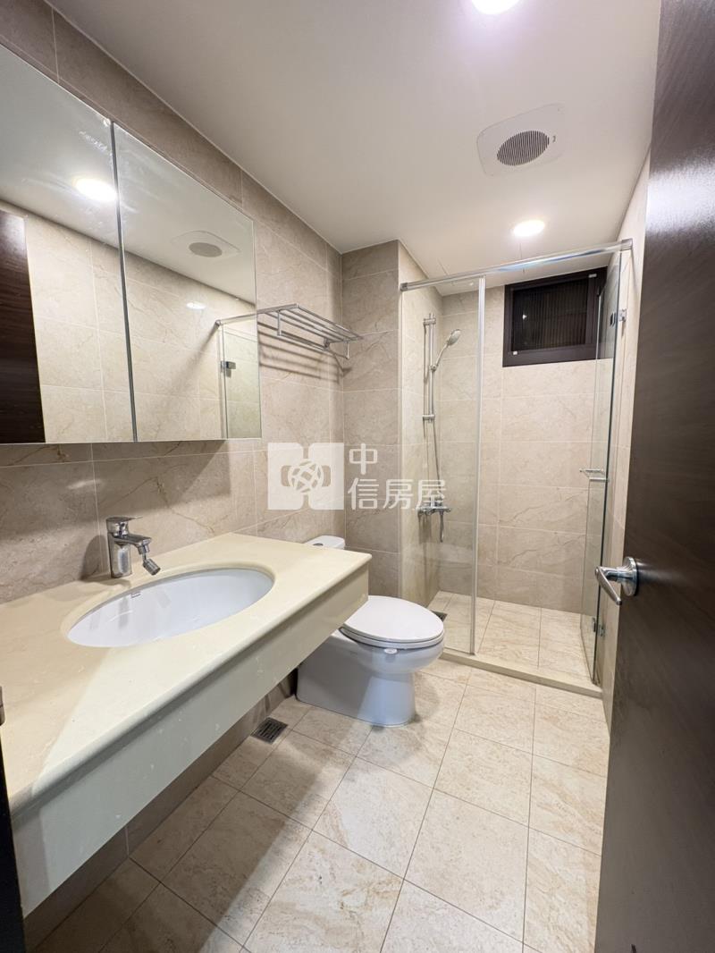 櫻花孩子王面學校三房平車露台戶房屋室內格局與周邊環境