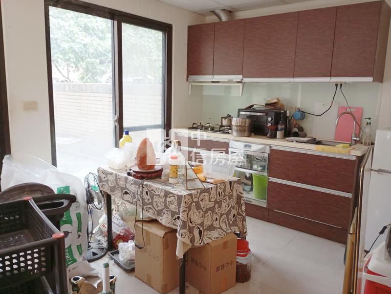 (總太居易)正五權南路震後收租樓店房屋室內格局與周邊環境