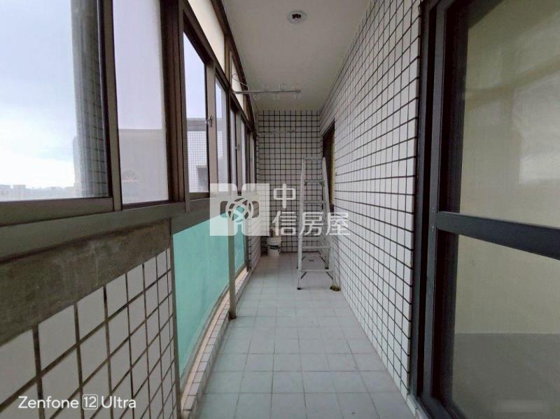 唐都大廈高樓景觀3+1房房屋室內格局與周邊環境