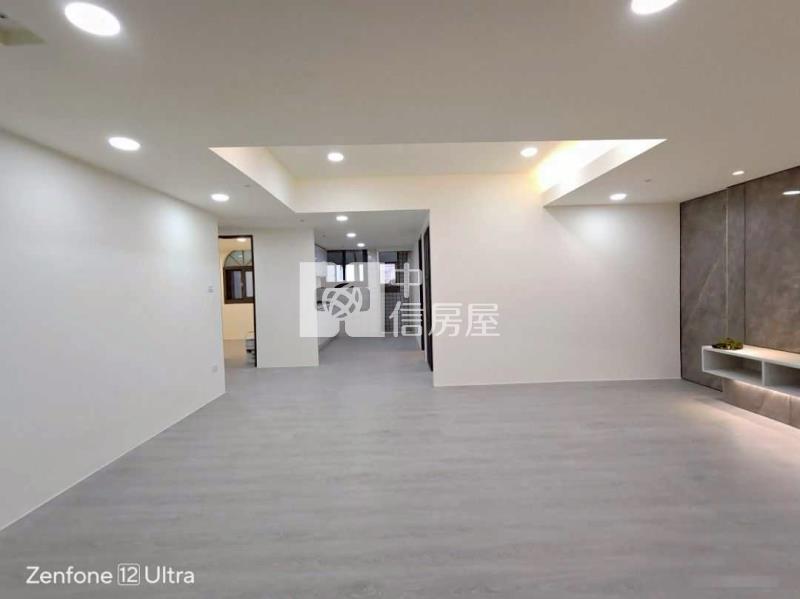 唐都大廈高樓景觀3+1房房屋室內格局與周邊環境