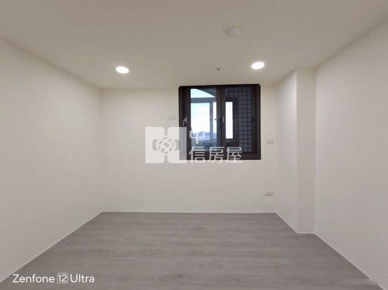 唐都大廈高樓景觀3+1房房屋室內格局與周邊環境