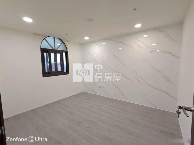 唐都大廈高樓景觀3+1房房屋室內格局與周邊環境