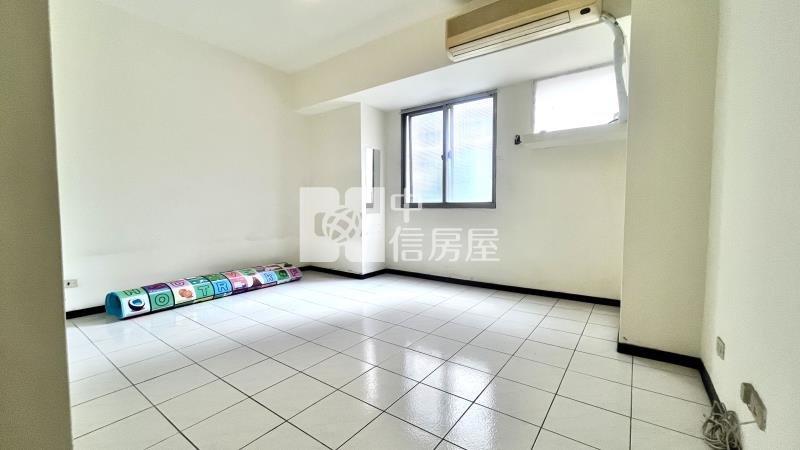 近水安宮捷運大墩商圈敦煌華廈1+2樓店房屋室內格局與周邊環境