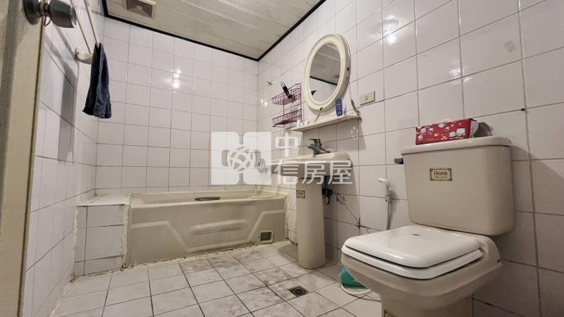 近水安宮捷運大墩商圈敦煌華廈1+2樓店房屋室內格局與周邊環境