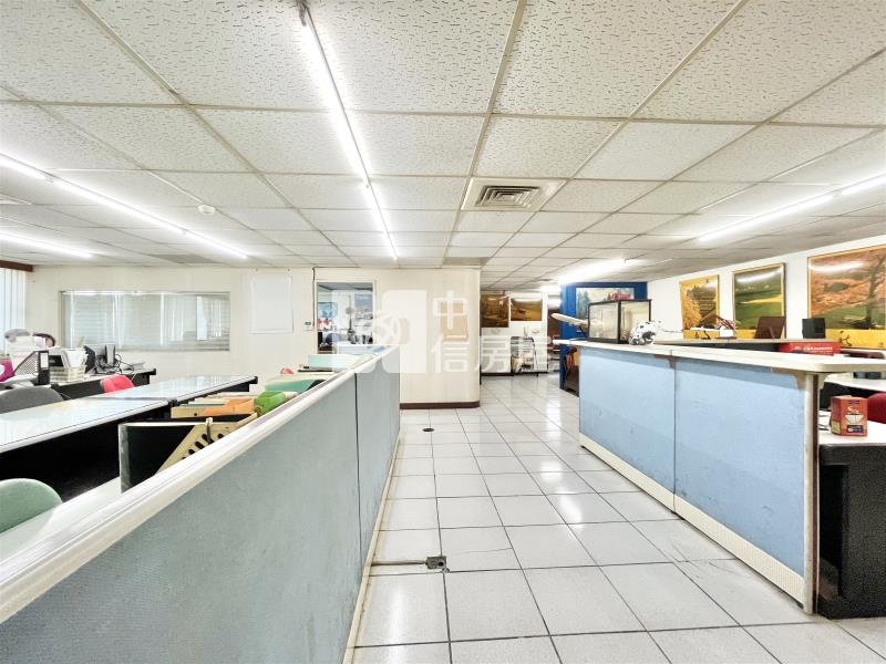 三采企業大樓附車位房屋室內格局與周邊環境