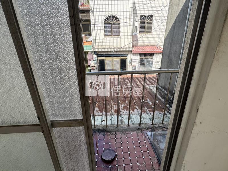 民豐一街透天房屋室內格局與周邊環境